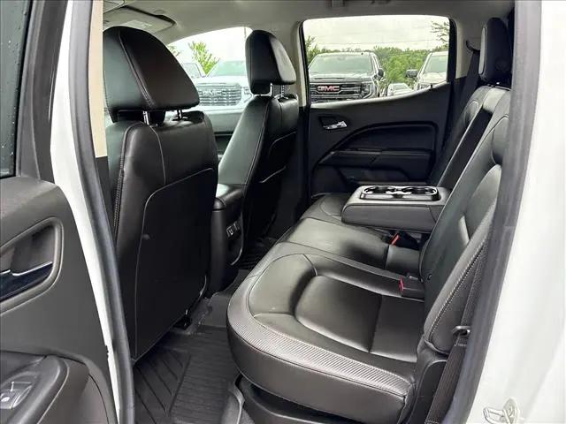 2022 GMC Canyon 4WD Crew Cab Short Box AT4 - Leather