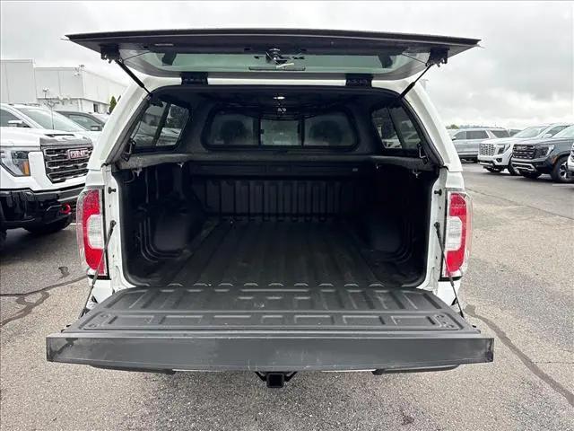 2022 GMC Canyon 4WD Crew Cab Short Box AT4 - Leather