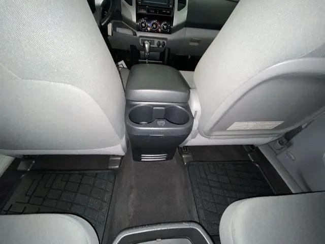 2013 Toyota Tacoma Base