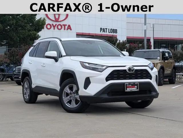 2025 Toyota RAV4 Hybrid XLE