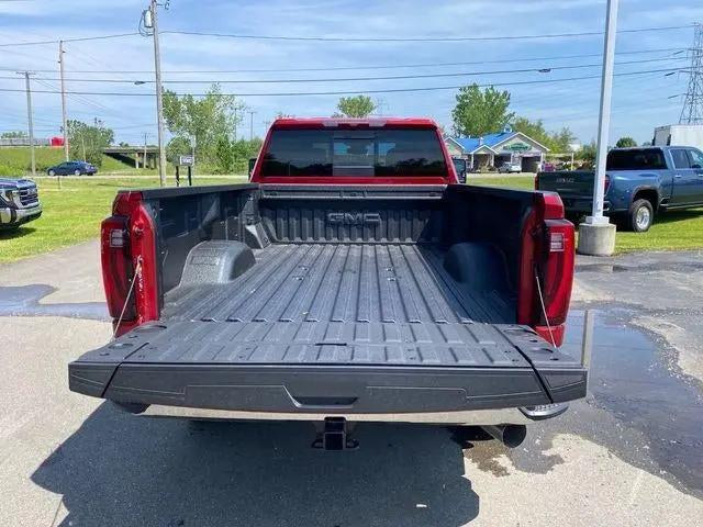 2026 GMC Sierra 2500HD Crew Cab, Long Bed, SLT, 4WD