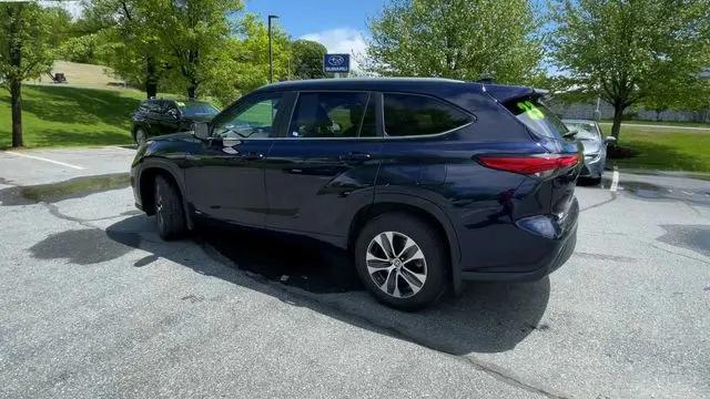 2023 Toyota Highlander Hybrid XLE