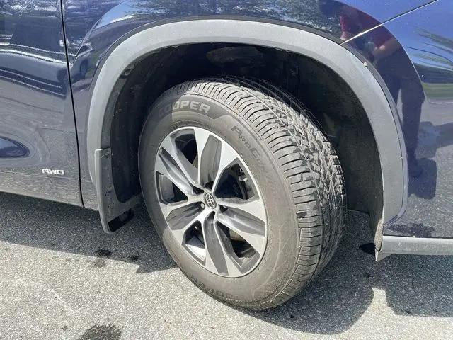 2023 Toyota Highlander Hybrid XLE