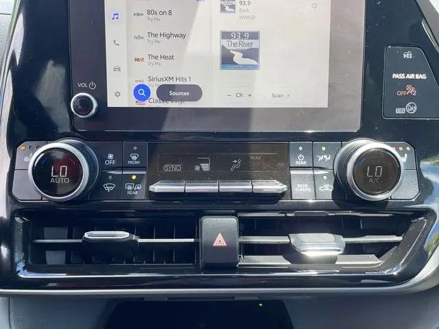 2023 Toyota Highlander Hybrid XLE