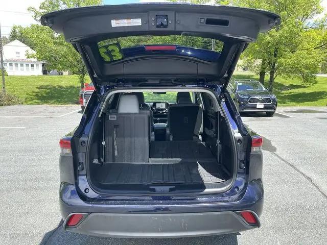 2023 Toyota Highlander Hybrid XLE
