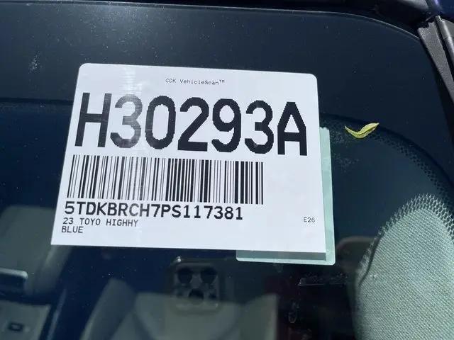 2023 Toyota Highlander Hybrid XLE