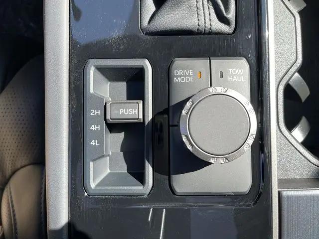 2026 Toyota Tundra Platinum CrewMax 6.5' Bed