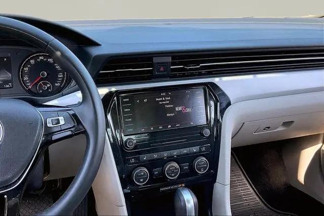 2021 Volkswagen Passat 2.0T SE