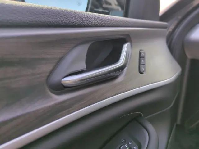 2026 Jeep Grand Cherokee L Limited Reserve