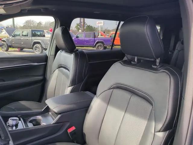 2026 Jeep Grand Cherokee L Limited Reserve