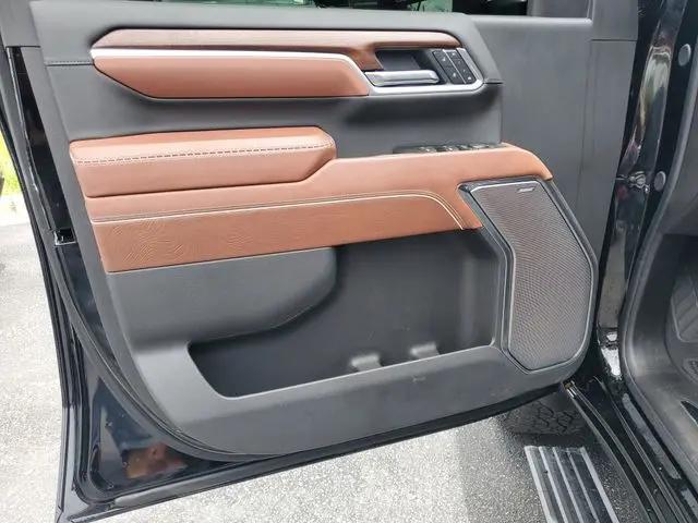 2026 GMC Sierra 3500HD Crew Cab, Long Bed, Denali Ultimate, 4WD