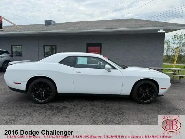 2016 Dodge Challenger SXT