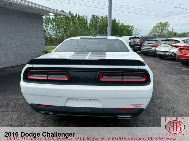 2016 Dodge Challenger SXT