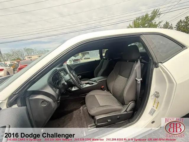 2016 Dodge Challenger SXT