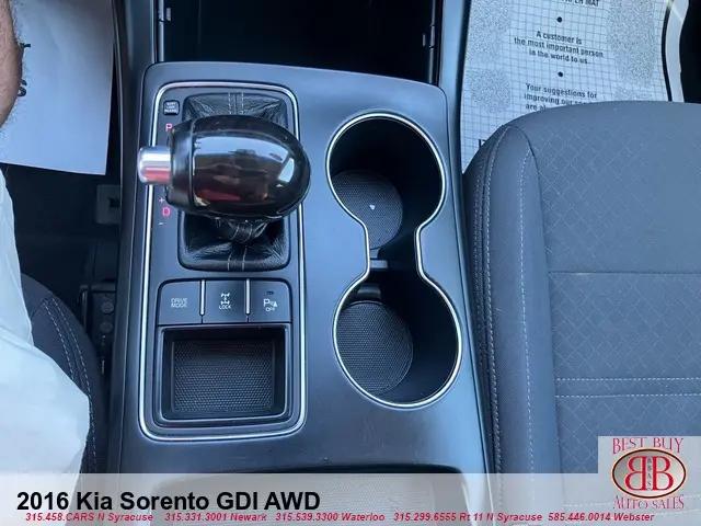 2016 Kia Sorento 2.4L LX