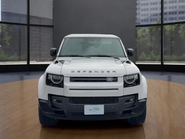 2026 Land Rover Defender P400 X-Dynamic SE