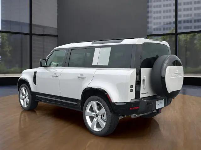 2026 Land Rover Defender P400 X-Dynamic SE