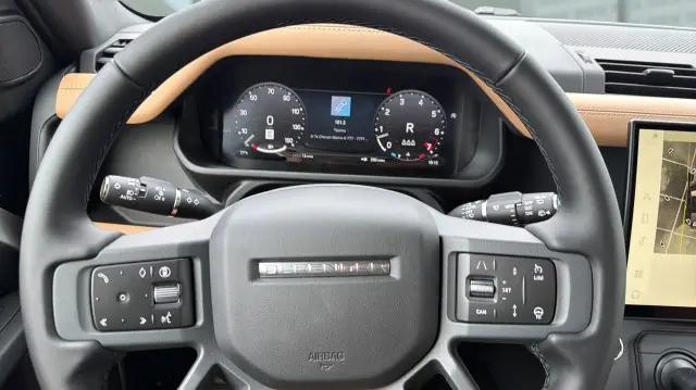 2026 Land Rover Defender P400 X-Dynamic SE
