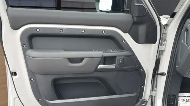 2026 Land Rover Defender P300 S