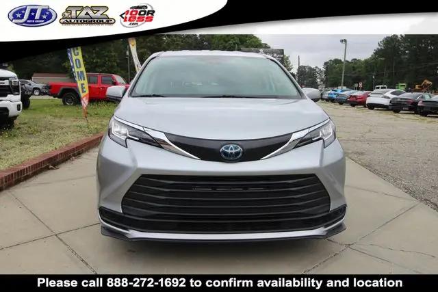 2021 Toyota Sienna LE
