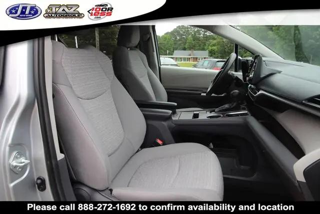 2021 Toyota Sienna LE