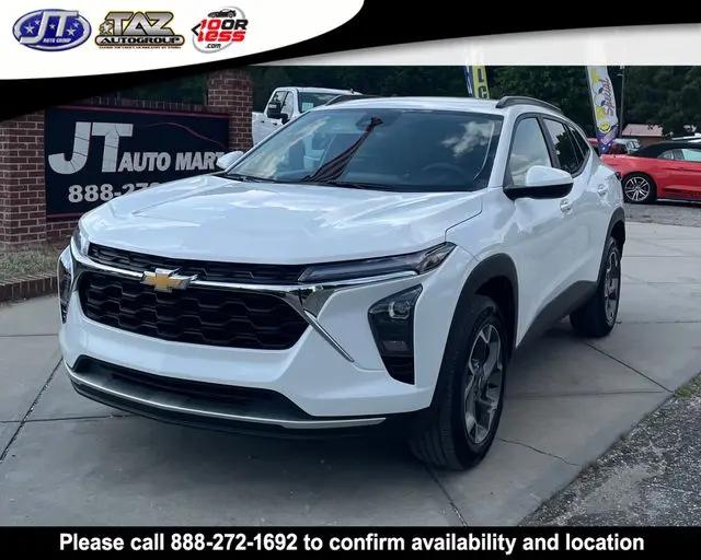 2025 Chevrolet Trax FWD LT