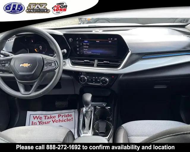 2025 Chevrolet Trax FWD LT