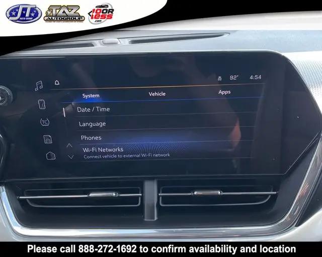 2025 Chevrolet Trax FWD LT