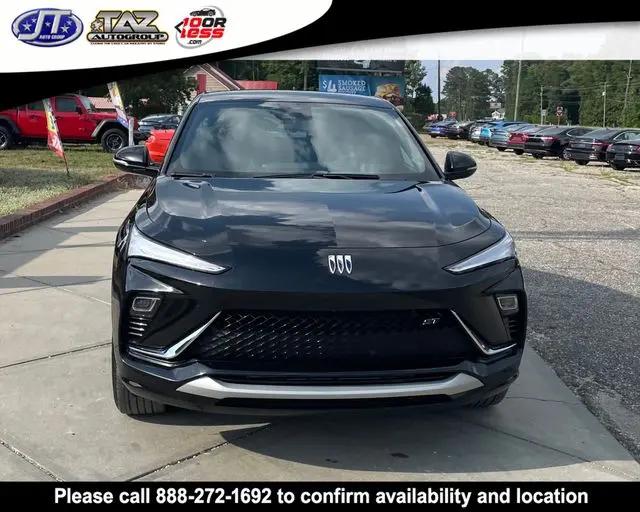 2025 Buick NV Sport Touring FWD