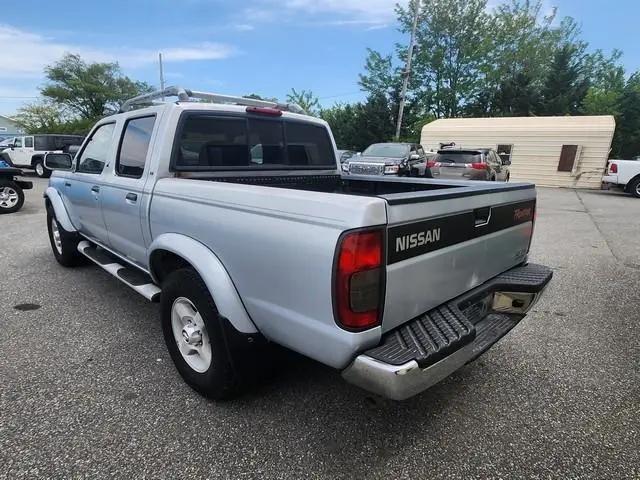 2000 Nissan Frontier XE