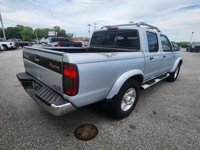 2000 Nissan Frontier XE