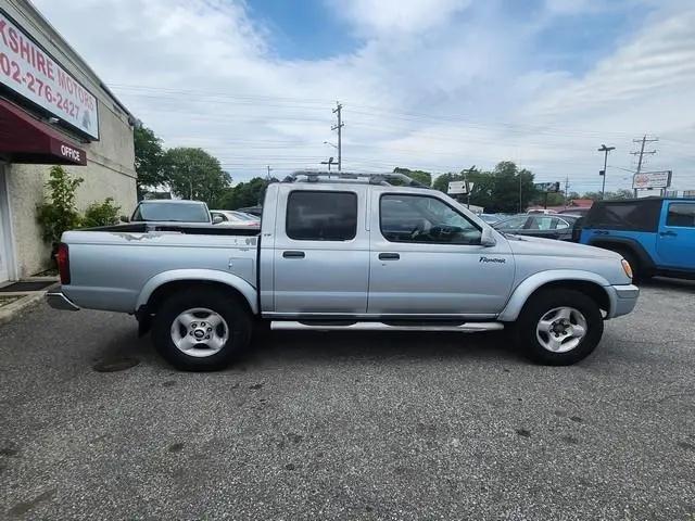 2000 Nissan Frontier XE