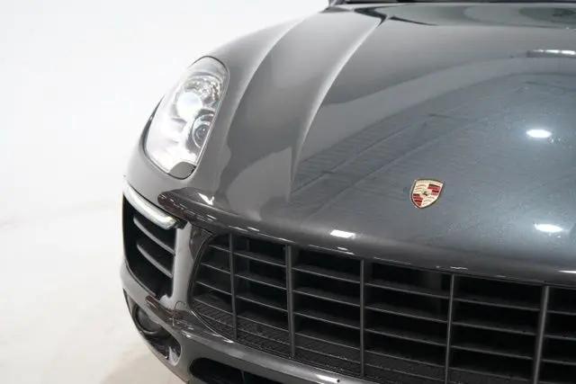 2018 Porsche Macan S