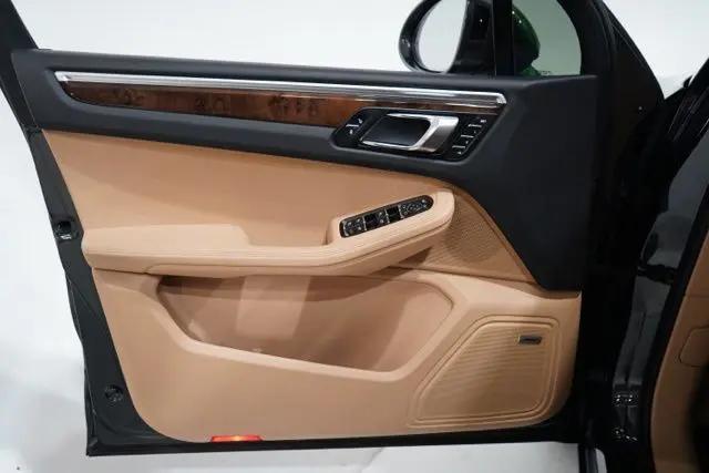 2018 Porsche Macan S