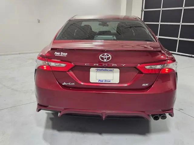 2018 Toyota Camry SE