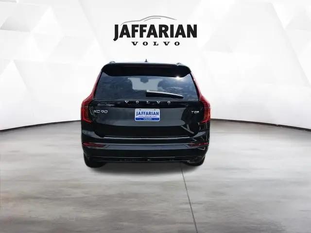 2026 Volvo XC90 Plug-In Hybrid Ultra Dark Theme, T8 AWD, Electric/Gasoline, 6 Seats