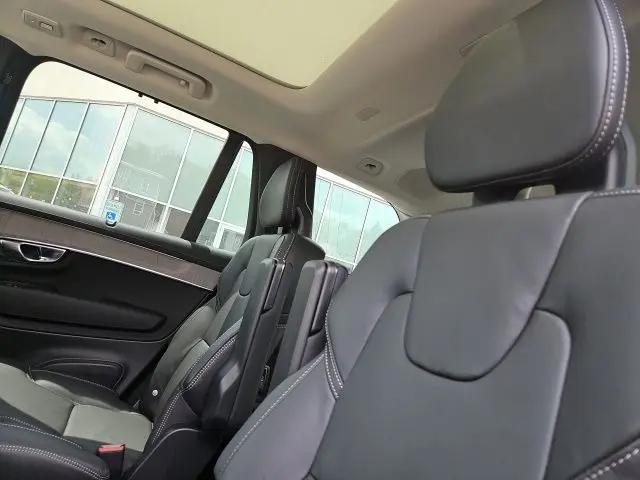 2026 Volvo XC90 Plug-In Hybrid Ultra Dark Theme, T8 AWD, Electric/Gasoline, 6 Seats