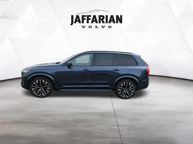 2026 Volvo XC90 Plug-In Hybrid Ultra Dark Theme, T8 AWD, Electric/Gasoline, 6 Seats