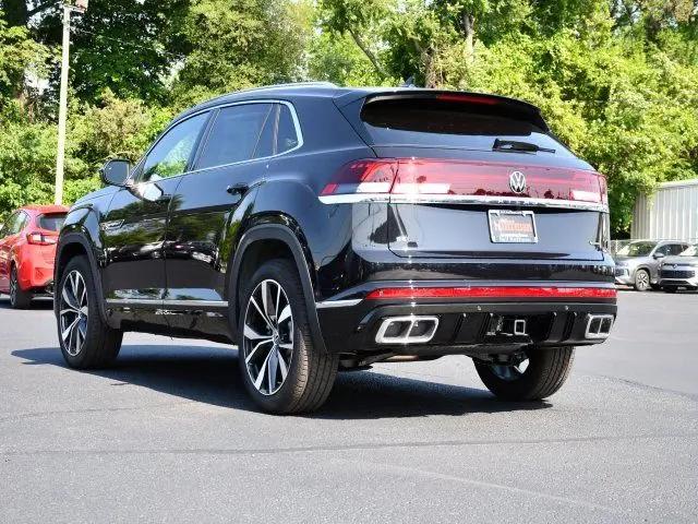 2026 Volkswagen Atlas Cross Sport SEL Premium R-Line