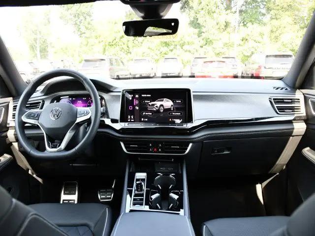 2026 Volkswagen Atlas Cross Sport SEL Premium R-Line
