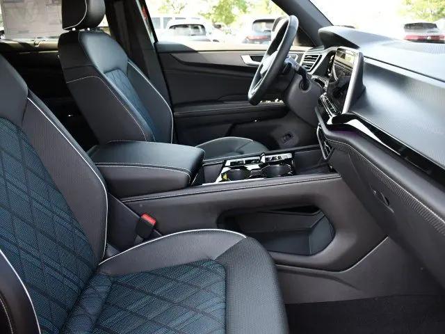2026 Volkswagen Atlas Cross Sport SEL Premium R-Line