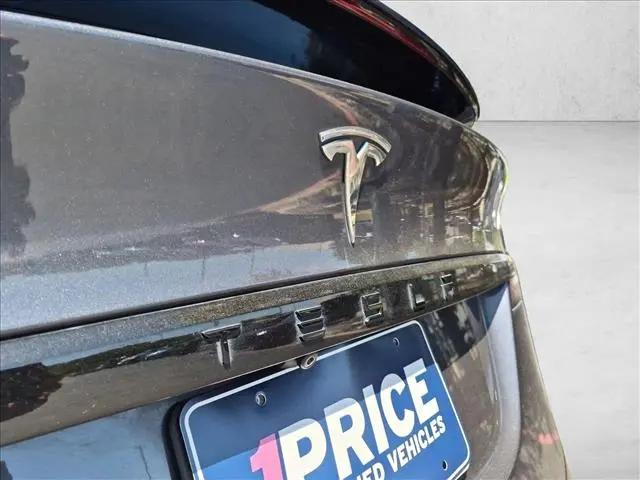 2022 Tesla Model X Plaid Tri Motor All-Wheel Drive