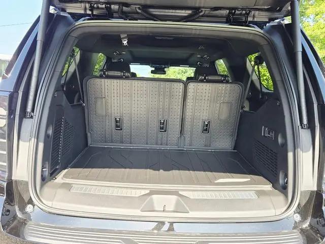 2026 Chevrolet Suburban Premier, 4WD