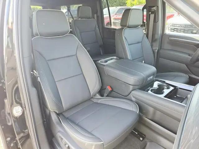 2026 Chevrolet Suburban Premier, 4WD