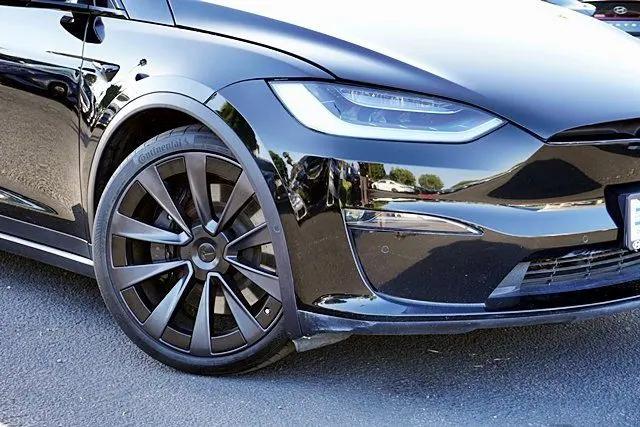 2022 Tesla Model X Plaid Tri Motor All-Wheel Drive