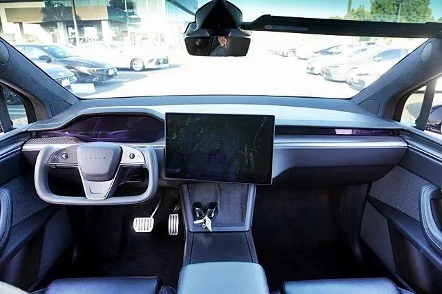 2022 Tesla Model X Plaid Tri Motor All-Wheel Drive