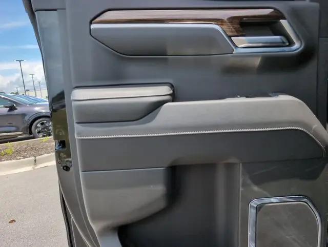 2024 GMC Sierra 1500 4WD Double Cab Standard Box Elevation with 3SB