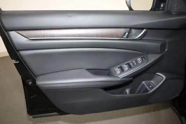 2019 Honda Accord Hybrid EX