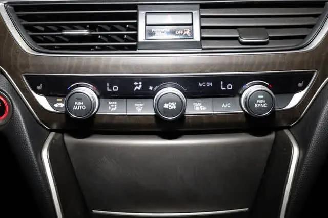 2019 Honda Accord Hybrid EX