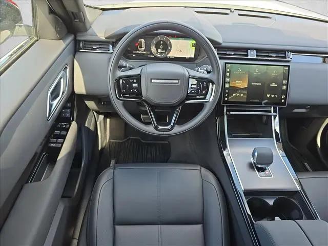 2026 Land Rover Range Rover Velar P250 Dynamic SE